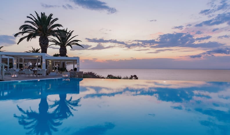 Lounge Bar Restaurant Sunset